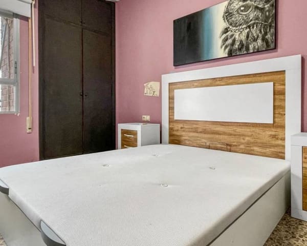 Apartamento de 4 habitaciones en Las Viñas, Guardamar del Segura en venta con garaje - 195.000 € (Ref: 9971622)