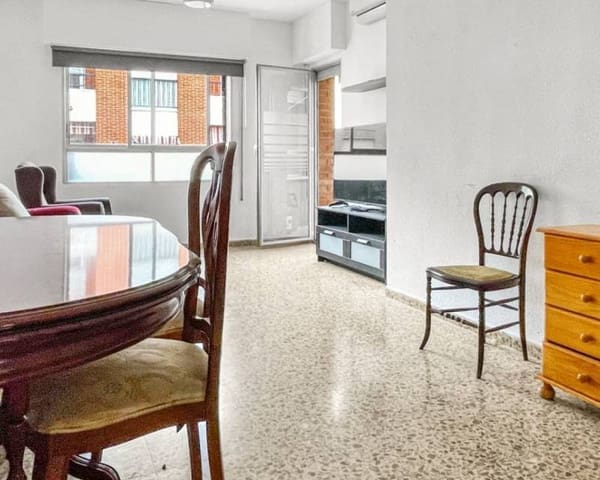 Apartamento de 4 habitaciones en Las Viñas, Guardamar del Segura en venta con garaje - 195.000 € (Ref: 9971622)