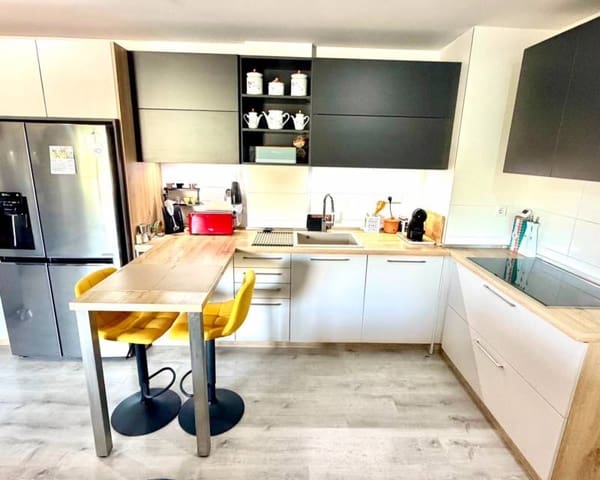 2 soverom Leilighet til salgs i Villamartin, Orihuela med svømmebasseng garasje - € 269 900 (Ref: 9974227)