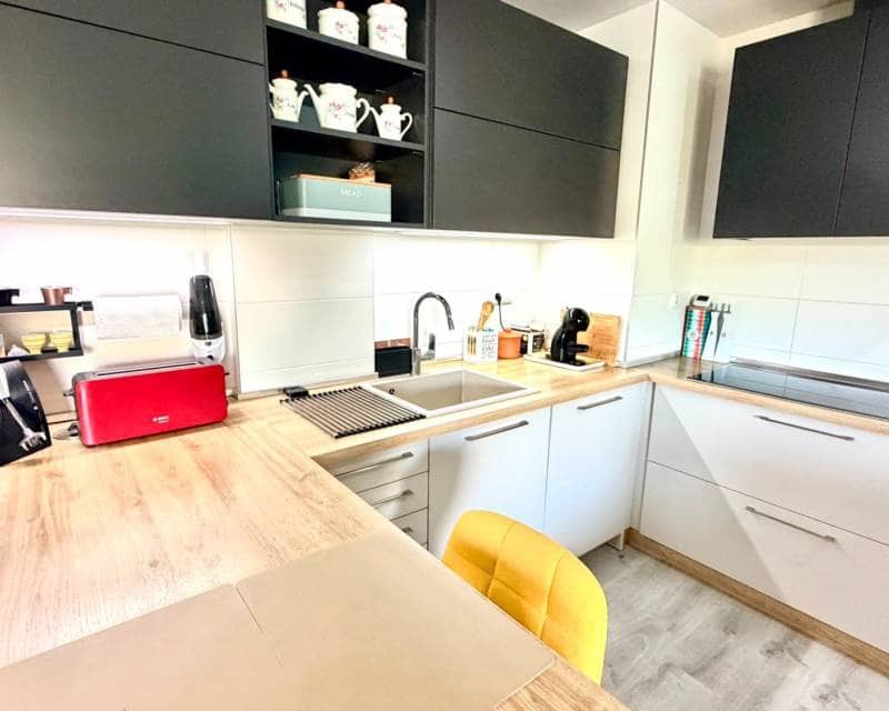 2 soverom Leilighet til salgs i Villamartin med svømmebasseng garasje - € 269 900 (Ref: 9974227)