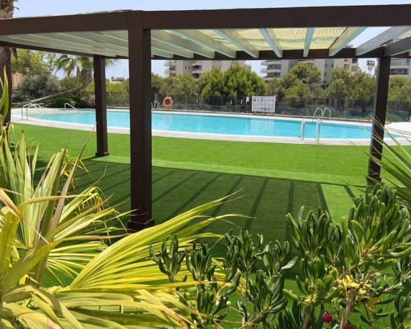 2 soverom Leilighet til salgs i Villamartin med svømmebasseng garasje - € 269 900 (Ref: 9974227)