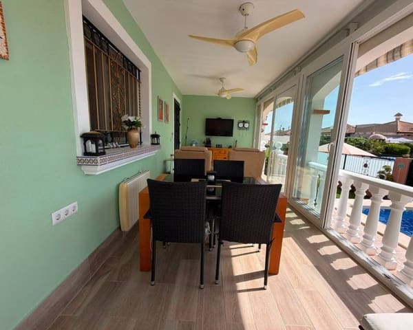 3 soverom Villa til salgs i Los Montesinos med svømmebasseng garasje - € 315 000 (Ref: 9976020)