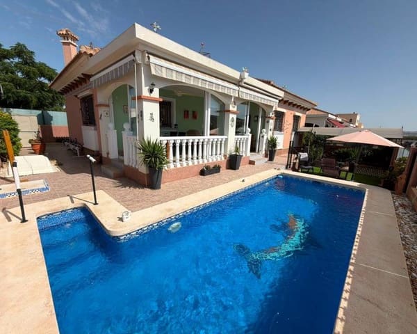 3 soverom Villa til salgs i Los Montesinos med svømmebasseng garasje - € 315 000 (Ref: 9976020)