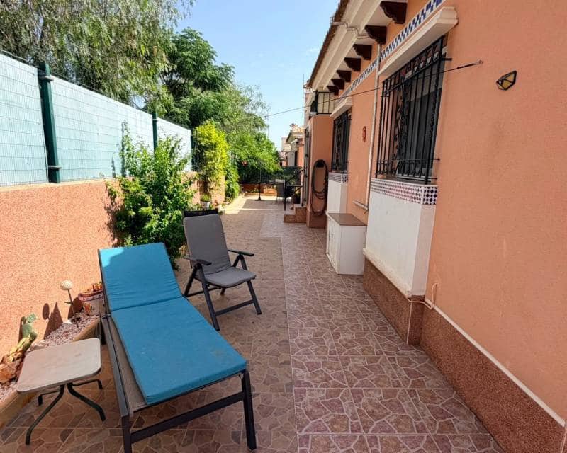3 bedroom Villa for sale in Los Montesinos with pool garage - € 315,000 (Ref: 9976020)