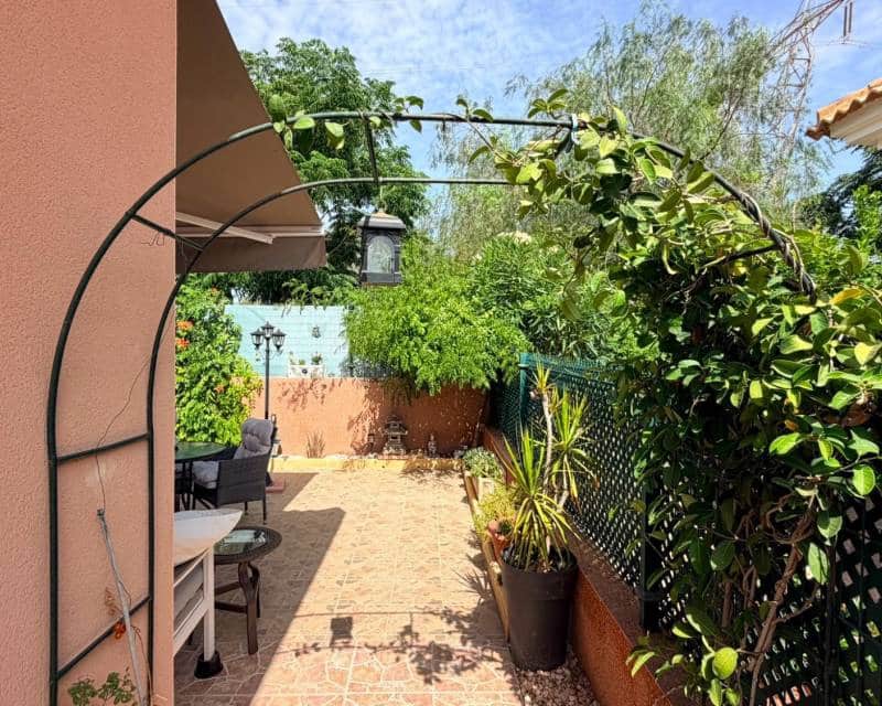 3 bedroom Villa for sale in Los Montesinos with pool garage - € 315,000 (Ref: 9976020)