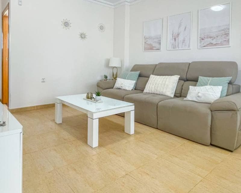 4 slaapkamer Rijtjeshuis te koop in Orihuela Costa met zwembad garage - € 339.000 (Ref: 9976021)