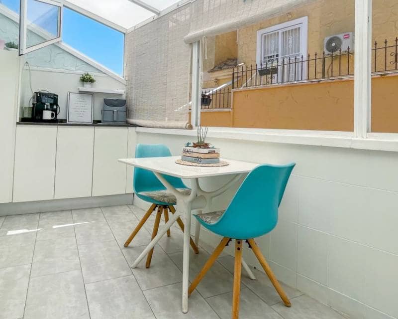4 slaapkamer Rijtjeshuis te koop in Orihuela Costa met zwembad garage - € 339.000 (Ref: 9976021)