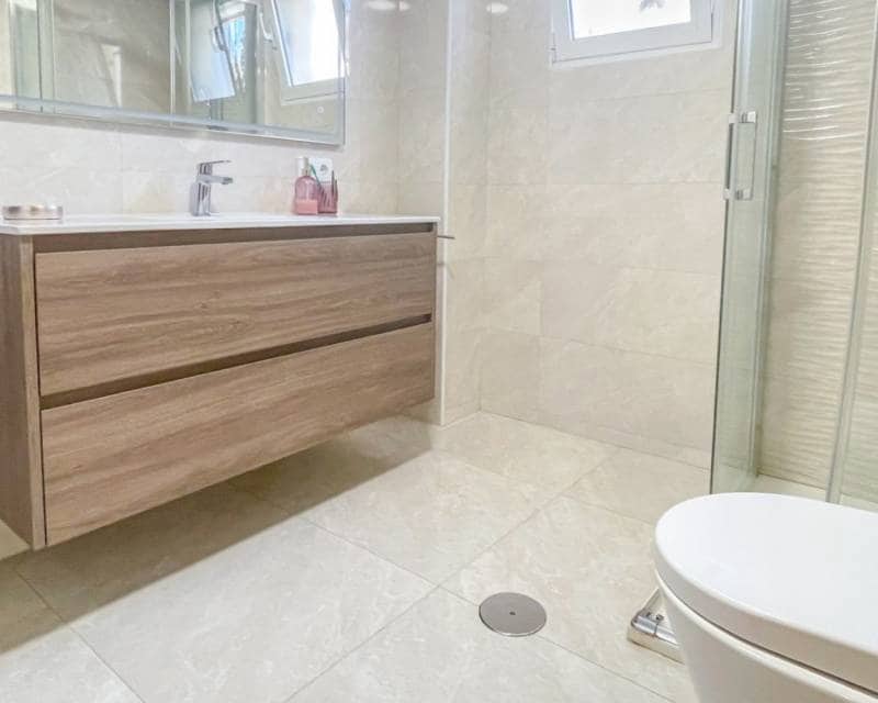 4 slaapkamer Rijtjeshuis te koop in Orihuela Costa met zwembad garage - € 339.000 (Ref: 9976021)
