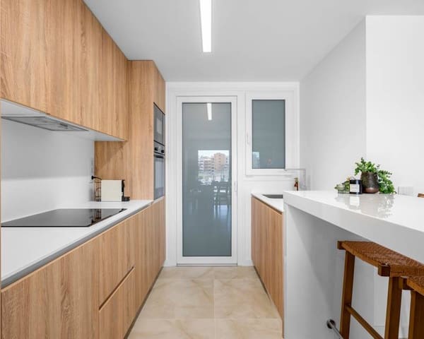 2 soveværelse Lejlighed til salg i Punta Prima, Orihuela med swimmingpool - € 379.000 (Ref: 9984285)