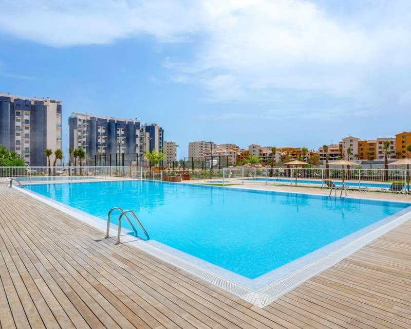2 soveværelse Lejlighed til salg i Orihuela Costa med swimmingpool - € 379.000 (Ref: 9984285)