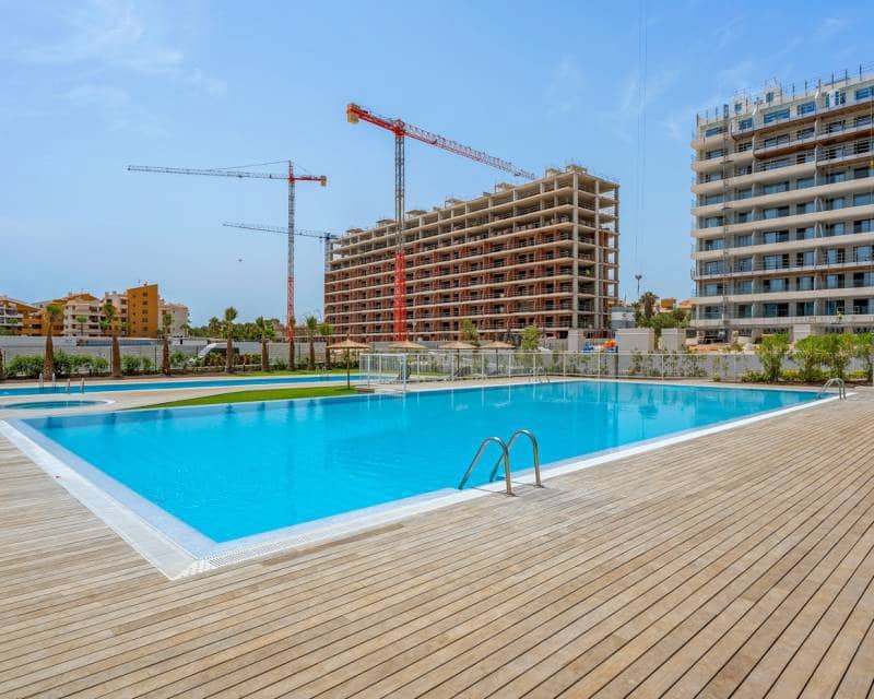 2 soveværelse Lejlighed til salg i Orihuela Costa med swimmingpool - € 379.000 (Ref: 9984285)