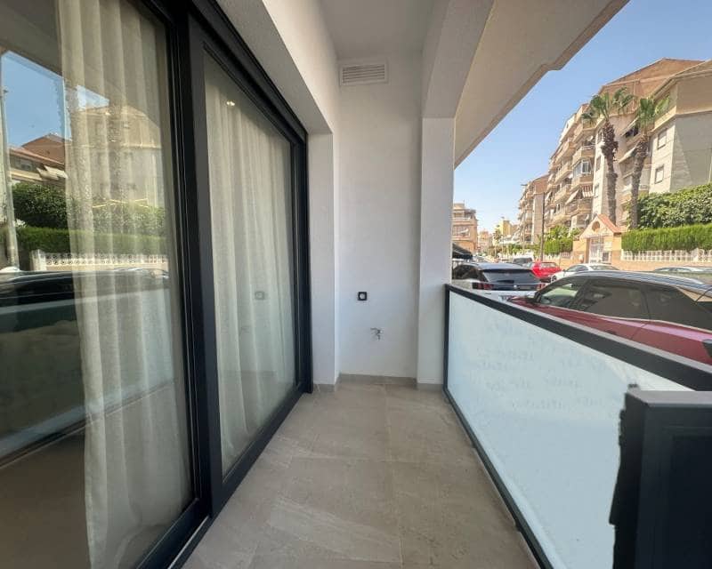 1 soveværelse Lejlighed til salg i Torrevieja - € 178.500 (Ref: 9984287)