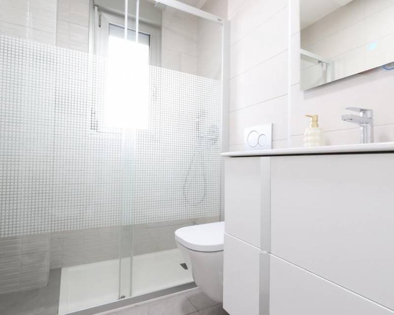 3 bedroom Apartment for sale in Villamartin with pool - € 335,000 (Ref: 9984288)