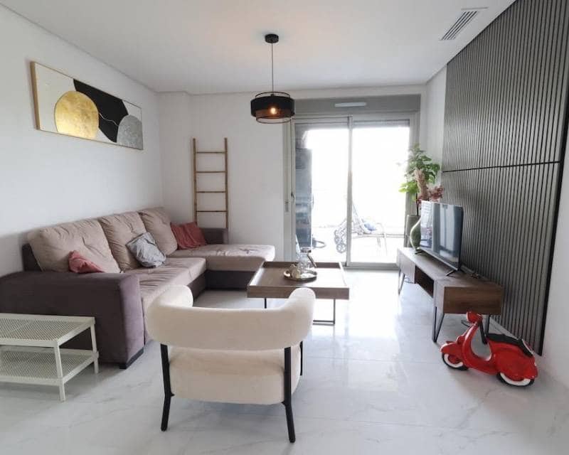 3 bedroom Apartment for sale in Villamartin with pool - € 335,000 (Ref: 9984288)