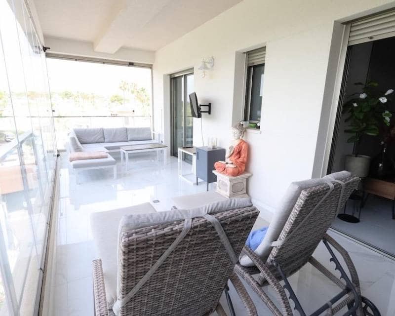 3 bedroom Apartment for sale in Villamartin with pool - € 335,000 (Ref: 9984288)