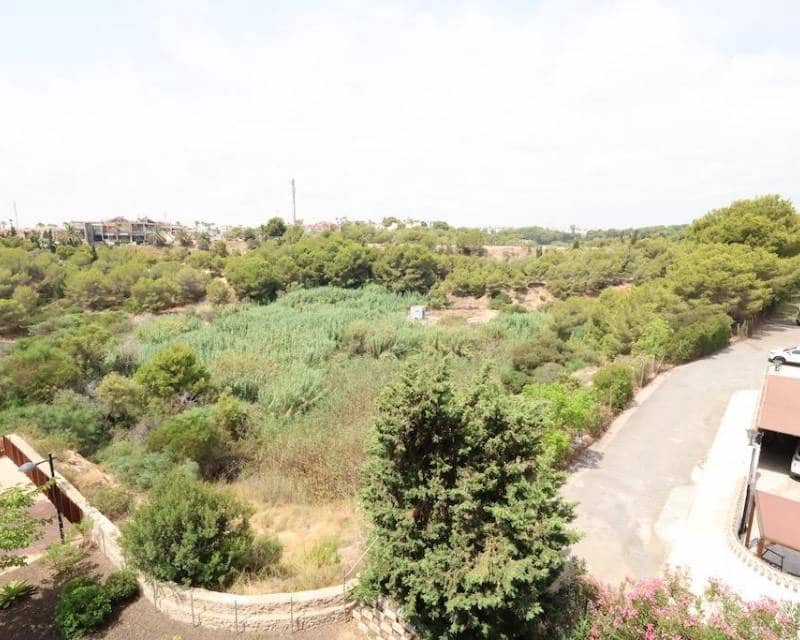 3 bedroom Apartment for sale in Villamartin with pool - € 335,000 (Ref: 9984288)