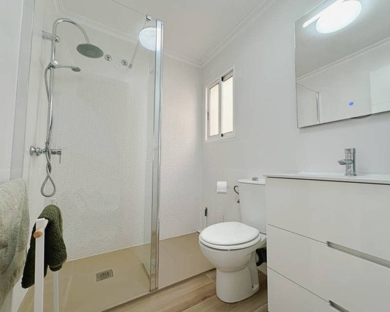 3 soverom Kjedet enebolig til salgs i La Zenia med svømmebasseng - € 283 000 (Ref: 9984289)