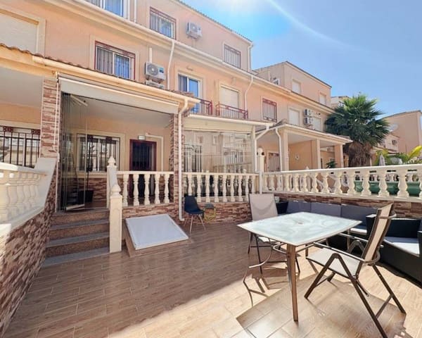 3 soverom Kjedet enebolig til salgs i La Zenia, Orihuela med svømmebasseng - € 283 000 (Ref: 9984289)