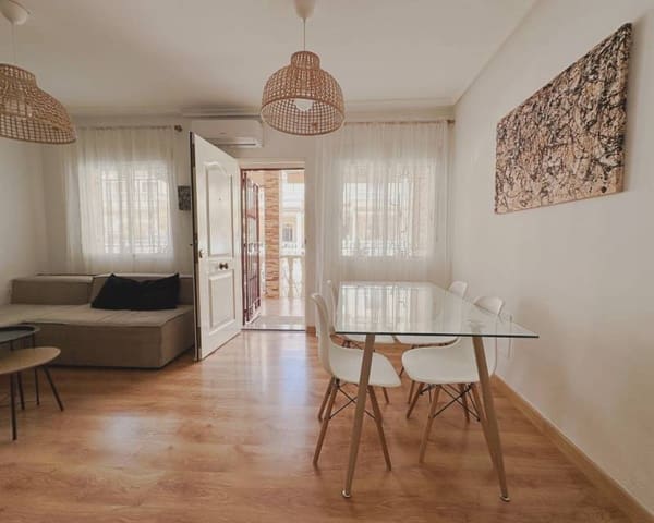 3 soverom Kjedet enebolig til salgs i La Zenia, Orihuela med svømmebasseng - € 283 000 (Ref: 9984289)