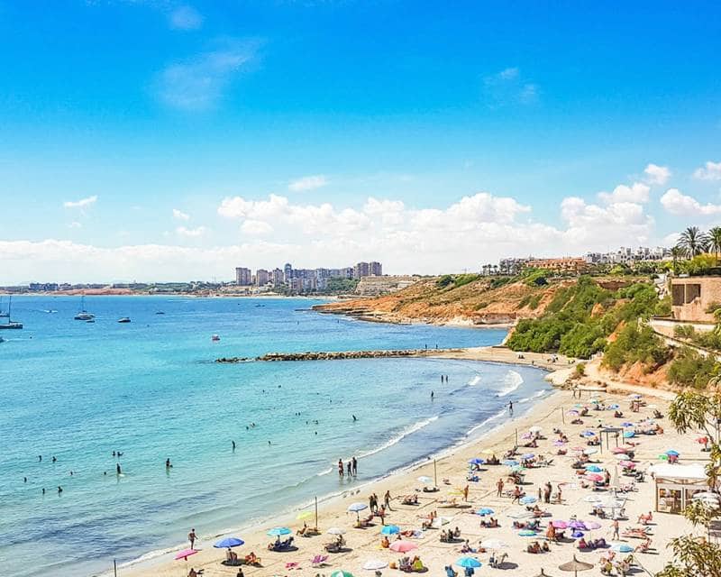 3 soverom Kjedet enebolig til salgs i La Zenia med svømmebasseng - € 283 000 (Ref: 9984289)