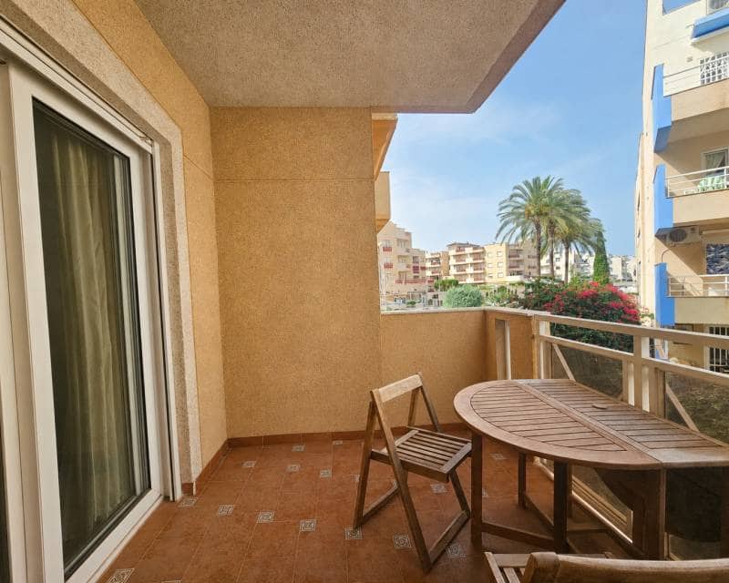 Apartamento de 2 habitaciones en Orihuela Costa en venta con piscina - 224.000 € (Ref: 9984291)
