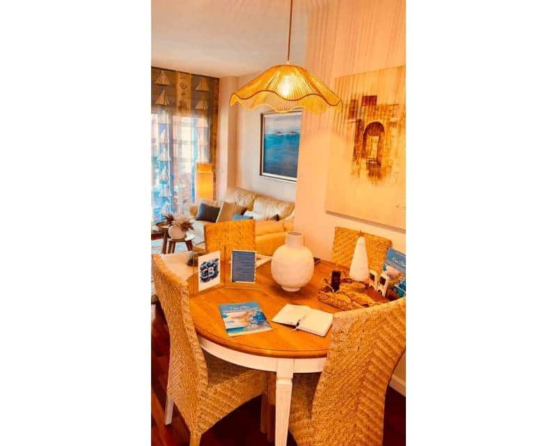 2 soverom Leilighet til salgs i Playa Honda med svømmebasseng garasje - € 244 900 (Ref: 9985915)