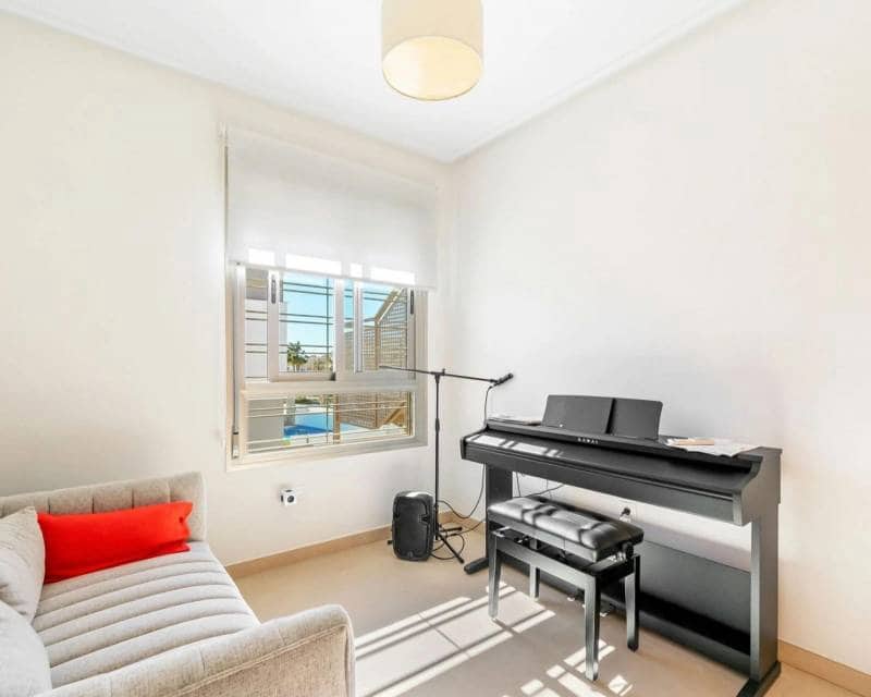 2 chambre Penthouse à vendre à Torre de la Horadada avec piscine - 259 000 € (Ref: 9986148)