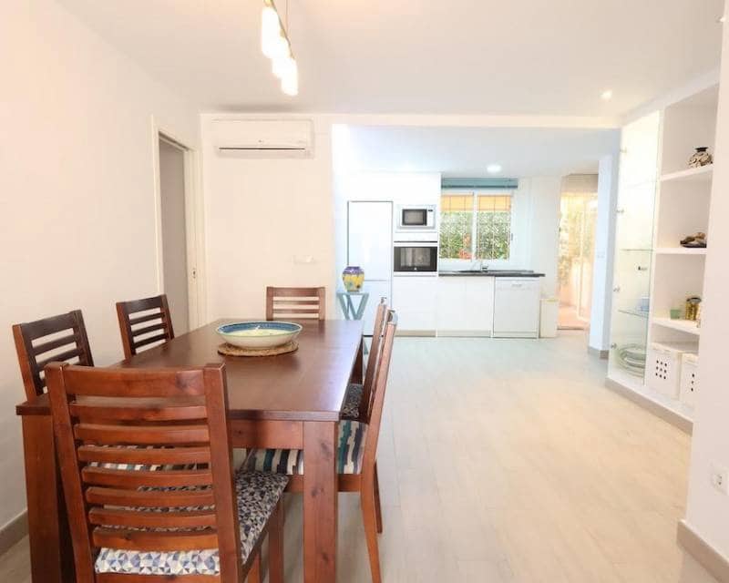 3 bedroom Apartment for sale in Campoamor with pool - € 305,000 (Ref: 9987185)