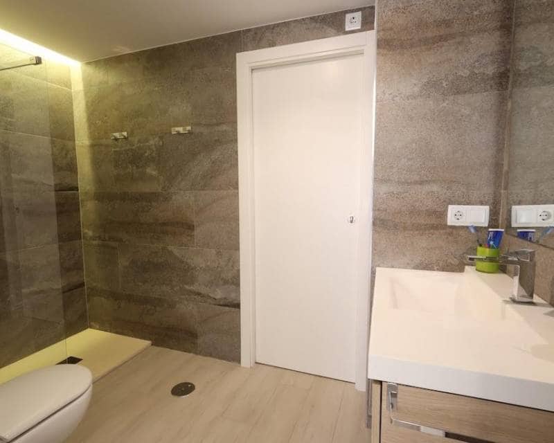 3 bedroom Apartment for sale in Campoamor with pool - € 305,000 (Ref: 9987185)