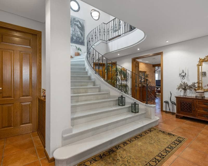 6 soveværelse Villa til salg i La Veleta - € 2.490.000 (Ref: 9989297)
