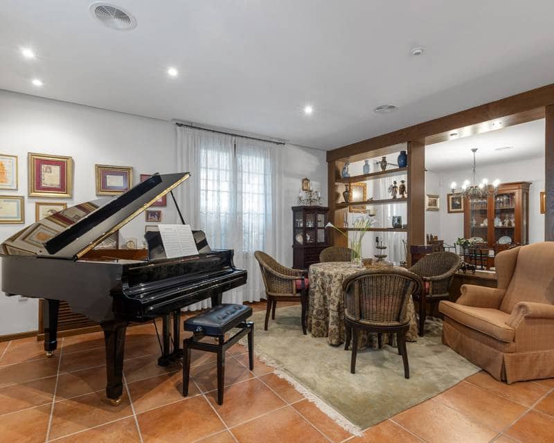 6 soveværelse Villa til salg i La Veleta - € 2.490.000 (Ref: 9989297)