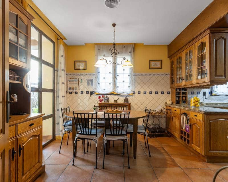 6 soveværelse Villa til salg i La Veleta - € 2.490.000 (Ref: 9989297)