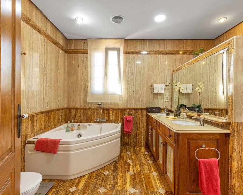 6 soveværelse Villa til salg i La Veleta - € 2.490.000 (Ref: 9989297)