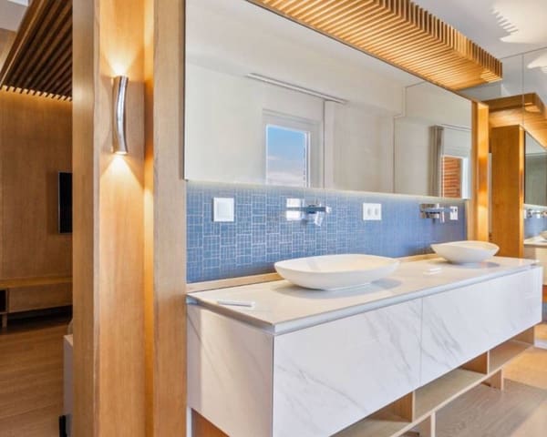 Apartamento de 2 habitaciones en Centro - Muelle Pesquero, Torrevieja en venta - 349.000 € (Ref: 9989300)