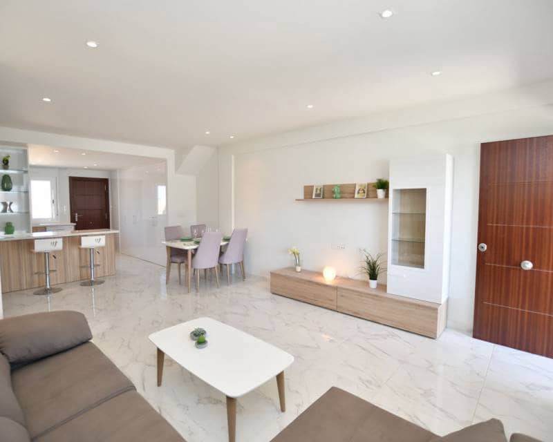 2 quarto Casa em Banda para venda em San Miguel de Salinas com piscina - 273 800 € (Ref: 9989505)