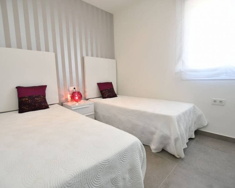 2 quarto Casa em Banda para venda em San Miguel de Salinas com piscina - 273 800 € (Ref: 9989505)