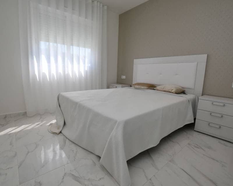 2 quarto Casa em Banda para venda em San Miguel de Salinas com piscina - 273 800 € (Ref: 9989505)