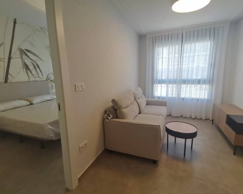 1 bedroom Apartment for sale in Torrevieja with pool - € 219,000 (Ref: 9989516)