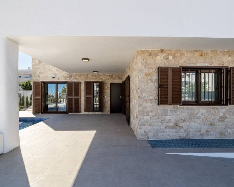 3 makuuhuone Paritalo myytävänä paikassa San Juan de los Terreros - 447 000 € (Ref: 9989535)