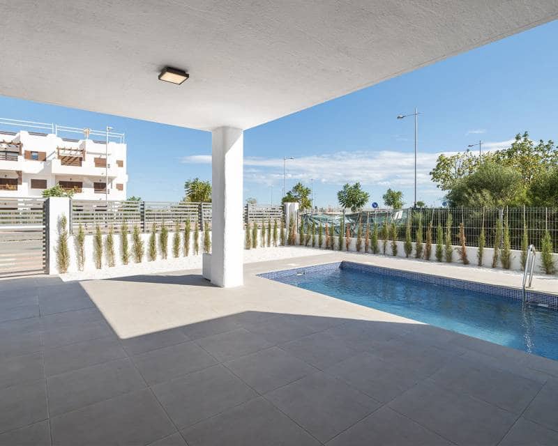 3 makuuhuone Paritalo myytävänä paikassa San Juan de los Terreros - 447 000 € (Ref: 9989535)