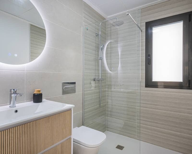 3 soveværelse Semi-Rækkehus til salg i Torrevieja med swimmingpool - € 539.000 (Ref: 9989572)
