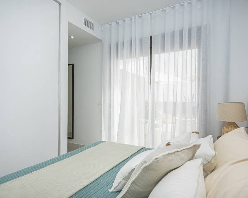 3 soveværelse Semi-Rækkehus til salg i Torrevieja med swimmingpool - € 539.000 (Ref: 9989572)