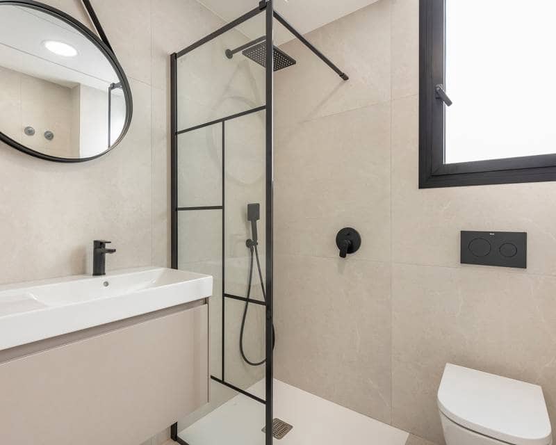 Chalet de 3 habitaciones en Los Alcázares en venta - 429.000 € (Ref: 9989575)