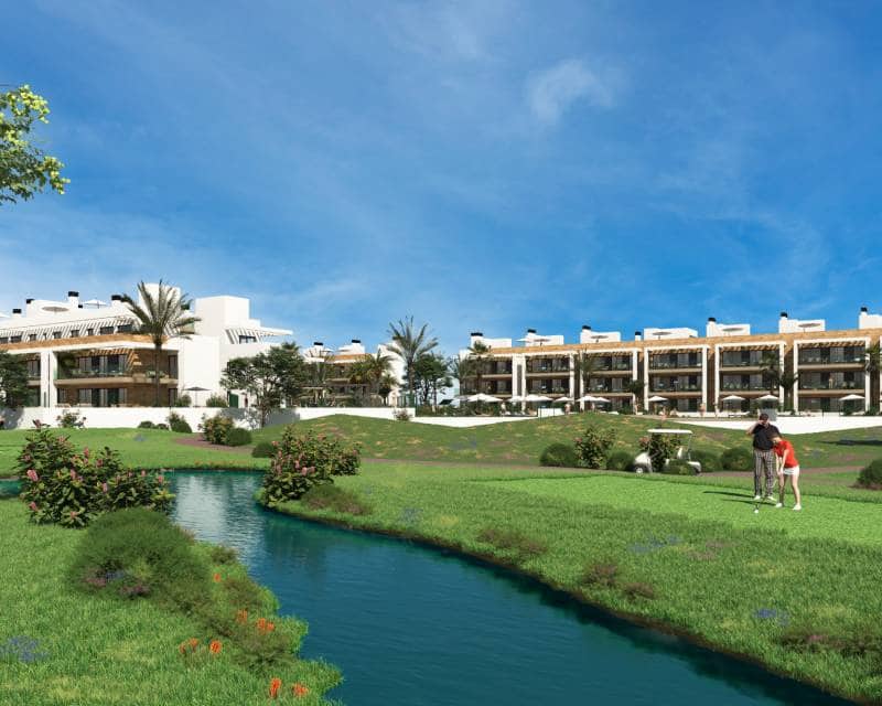 2 soveværelse Lejlighed til salg i Los Alcazares med swimmingpool - € 265.000 (Ref: 9989603)