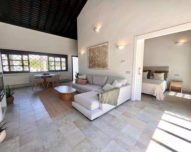2 makuuhuone Paritalo myytävänä paikassa La Peraleja Golf Resort - 298 000 € (Ref: 9989604)
