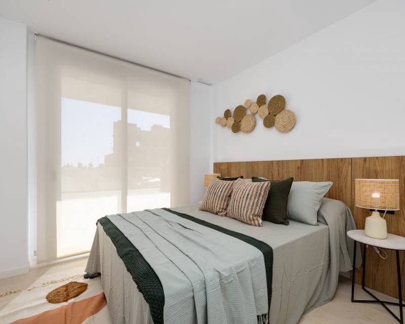 3 soveværelse Lejlighed til salg i Los Alcazares med swimmingpool - € 334.000 (Ref: 9989605)