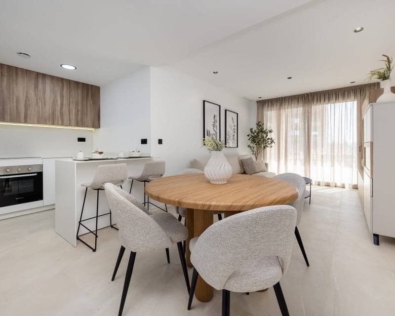 3 soveværelse Lejlighed til salg i Los Alcazares med swimmingpool - € 334.000 (Ref: 9989605)