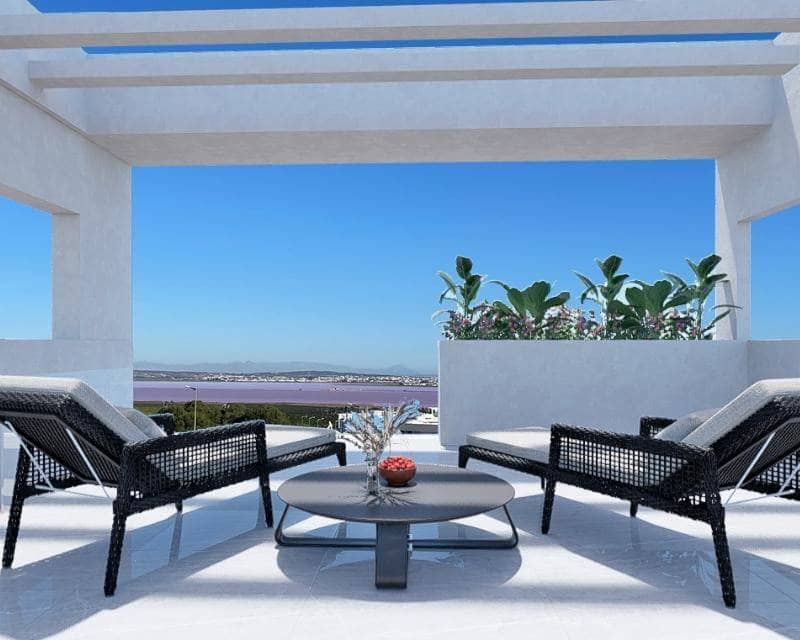 2 soverom Hus til salgs i Torrevieja med svømmebasseng - € 309 900 (Ref: 9989608)