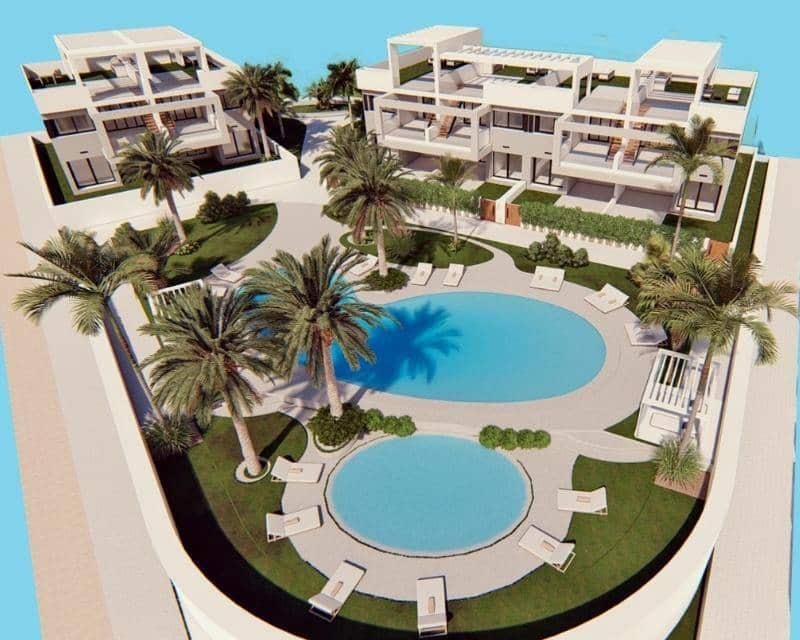 2 soverom Hus til salgs i Torrevieja med svømmebasseng - € 309 900 (Ref: 9989608)