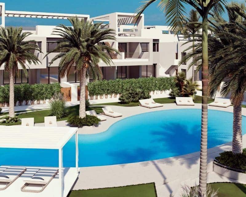 2 soverom Hus til salgs i Torrevieja med svømmebasseng - € 309 900 (Ref: 9989608)